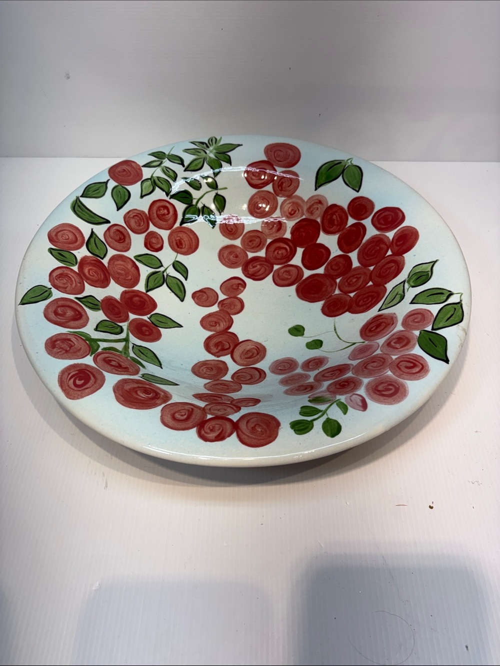 Hand-Painted Ceramic Decorative Bowl in Red and Green